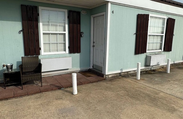 Whiskey Bay Lodge #4