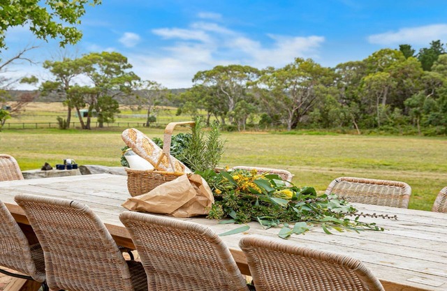 Whisky Creek - rural vistas only a stone's throw from Berrima