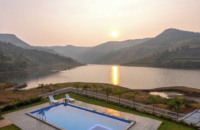 Luxury 5 BHK Villa in Igatpuri with Private Pool & Scenic Mountain Views