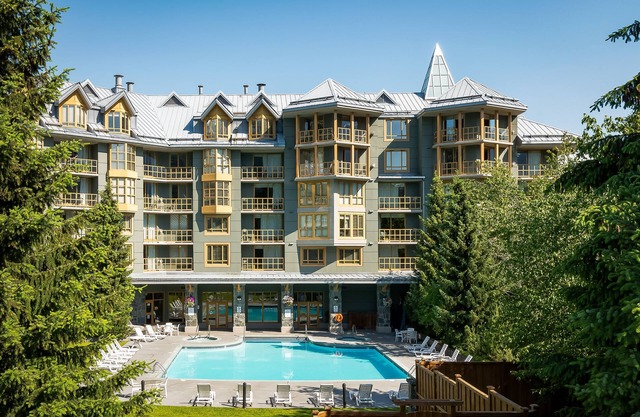 Whistler Cascade Lodge