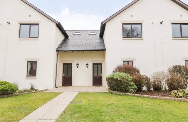 WHITBARROW 24, family friendly, with pool in Penruddock