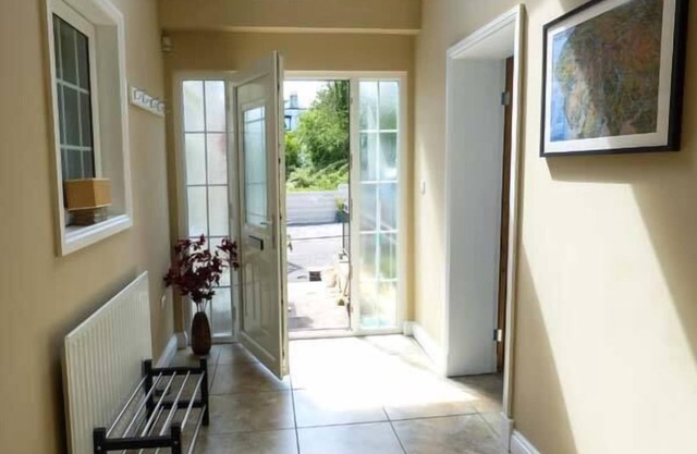 White Gables, conviviale et familiale en Grande-Clifton, Ref 4587