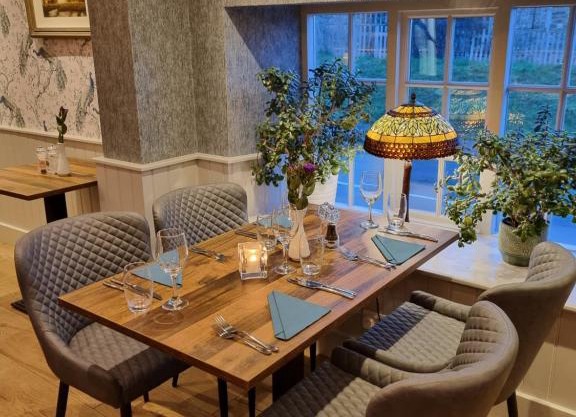 White Horse Inn & Restaurant
