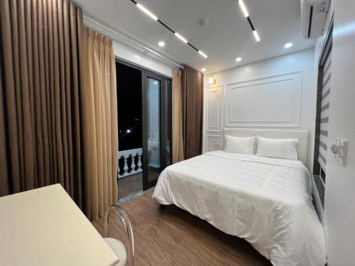 White House Hotel