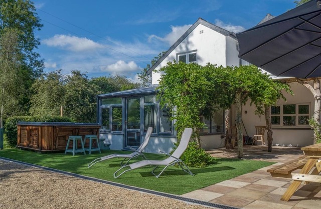 White Mill - 4 Bedroom Holiday Home - Lampeter Velfrey - Narberth