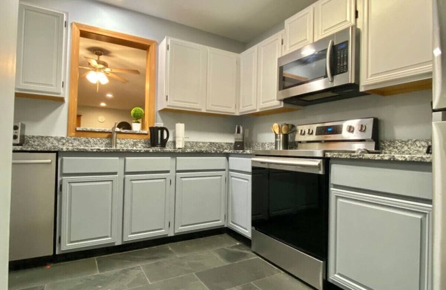 White Mountain Escape - 2Br/2Ba (Monthly rental)