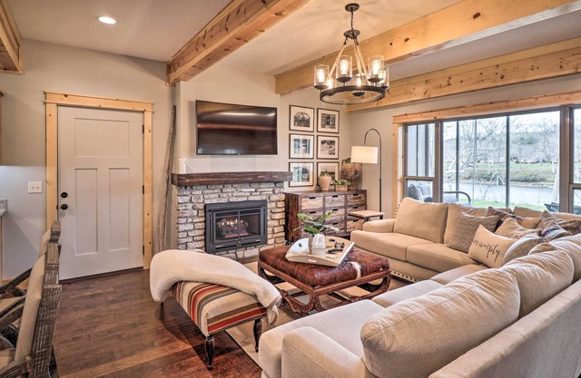 White River House for fishing w/ Private River Access and Boat Launch!