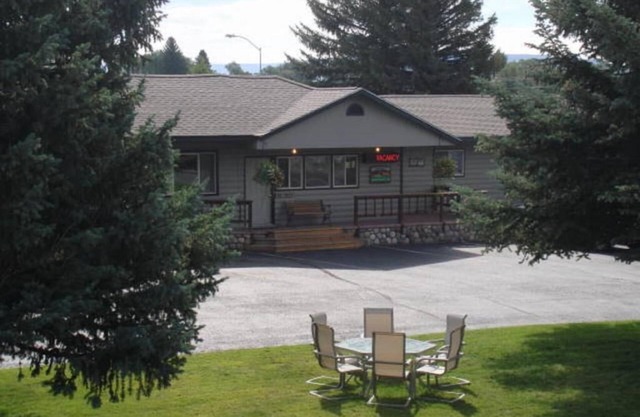 White River Inn