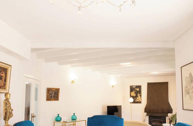 White Star House