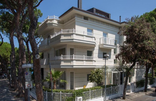 White Suite Riccione