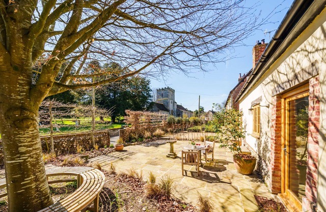 Whitechurch Stables - sleeps 2 guests in 1 bedroom