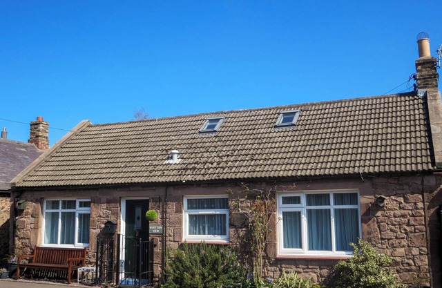 2 bedroom accommodation in Milfield near Wooler