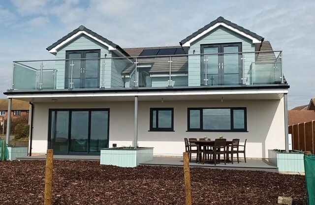 Wide open views. High Spec. Easy access to Weymouth and local facilities.