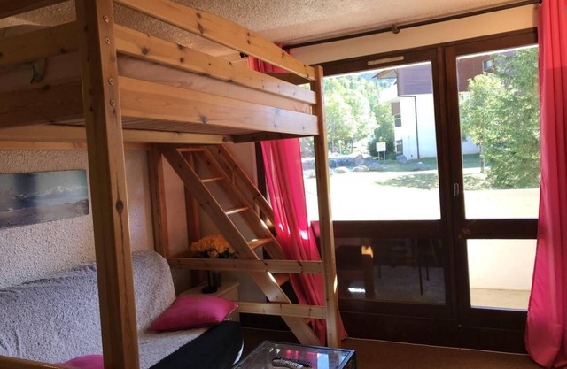 Wifi, 1er étage, balcon, télévision, casier à ski, 24m², Villard de Lans