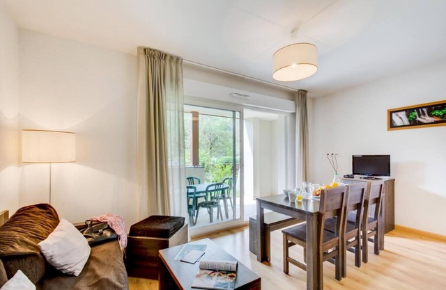 Wifi, 50m du centre station, terrasse, balcon, parking, télévision, casier à ski, 26m², Peyragudes