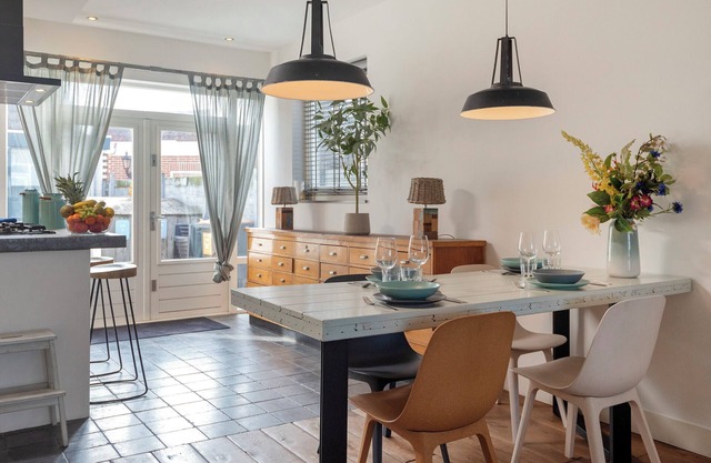 Wijkiki Beach House