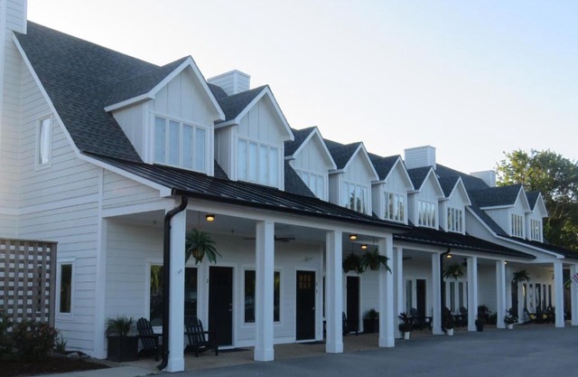 Wild Horse Inn
