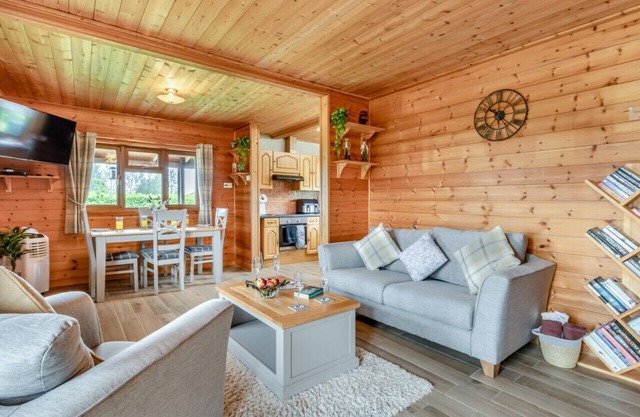 Wild Meadow Lodge - Deux Chambres Maison, Couchages 3