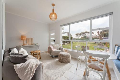 Wild Rose Cottage, 100M to the water