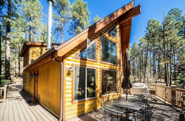 Wildcat Lodge - Prescott Cabin Rentals