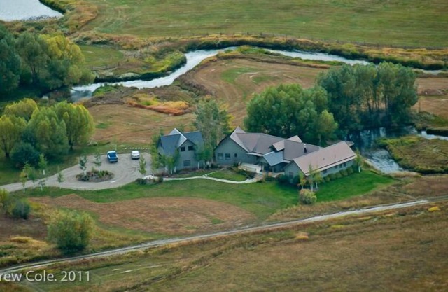 Pêchez à la mouche, kayak, ornithologie - Ranch privé de 400 acres avec 2 milles de ruisseau Spring