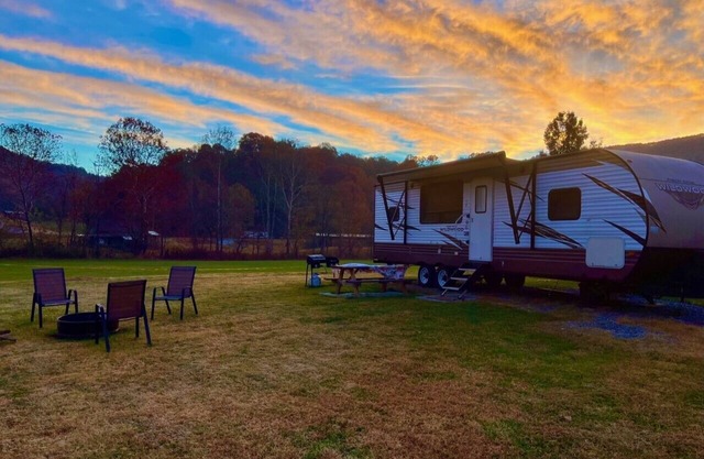 Perfect RV with Great Mountain Views
