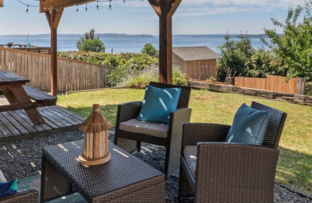 William's Retreat Ocean view -Great for Long Term