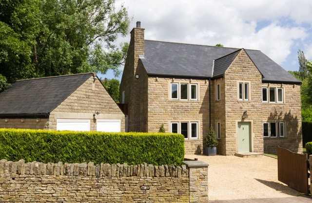 WILLOW BROOK, pet friendly, avec feu ouvert à Glossop, Ref 953260