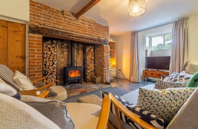 Willow Cottage est un trou de culotte confortable très charmant et de caractère