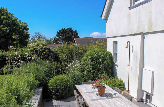Willow Cottage, DARTMOUTH