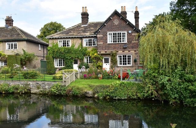 Willow Cottage, ASHFORD-DANS-L'EAU