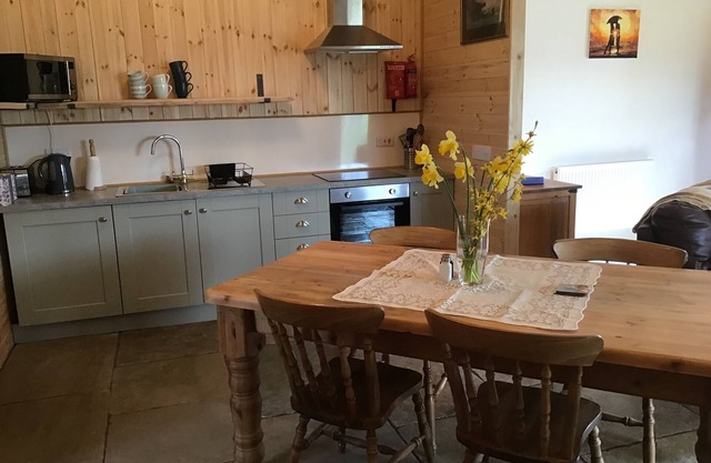Spacious 1-Bed Lodge in Clifford, Hereford