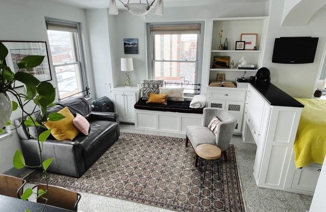 Wilma Digs: centre-ville avec vue sur la montagne