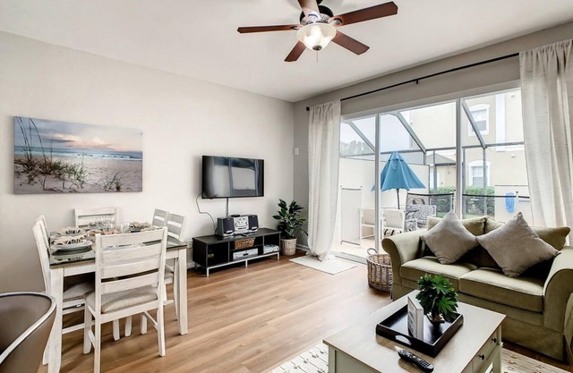 Windsor Hills Getaway 3BR with Pool
