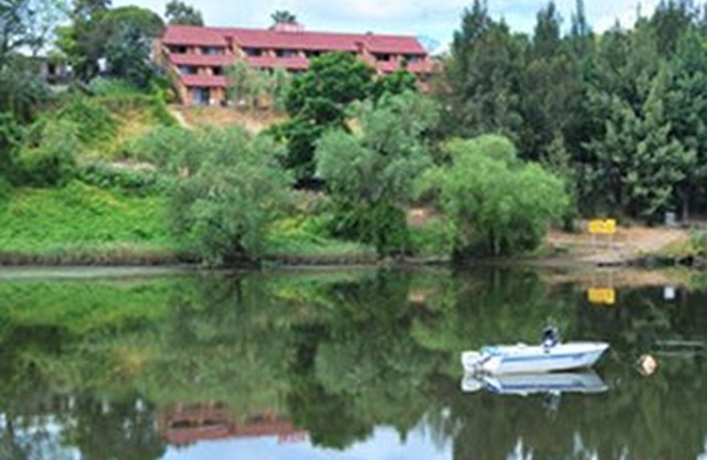 Windsor Riverview Inn