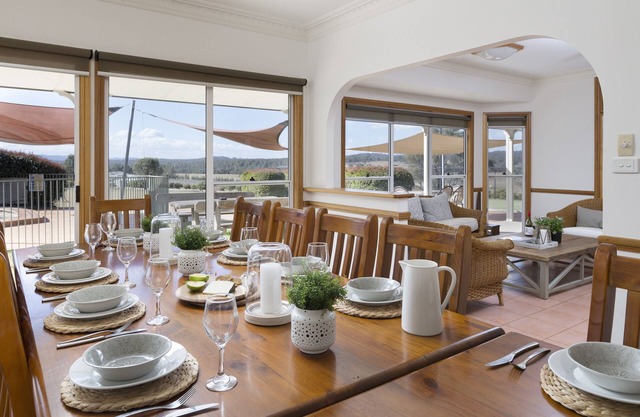 Windsors Edge Residence & Homestead