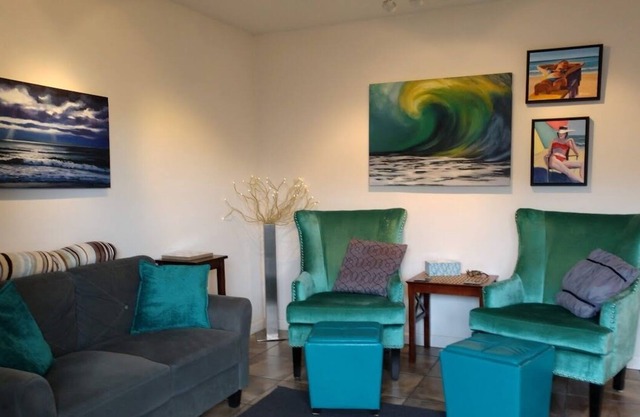 Wine Country Jewel--A Bodega Bayside Bungalow just STEPS from the bay