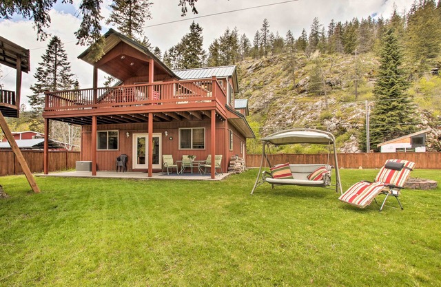 NEW! Family-Friendly Twin Lakes Home w/ Boat Dock!