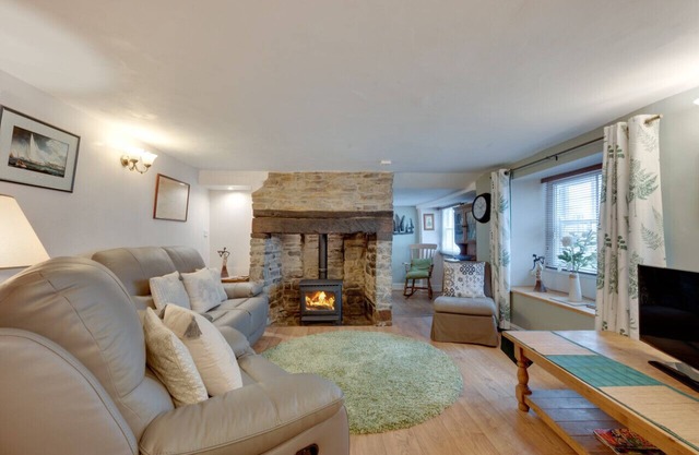 Wisteria Cottage - Deux Chambres Maison, Couchages 4