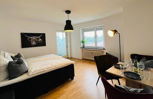 Wohnung mit Blick auf den Lech - Balkon - Küche !