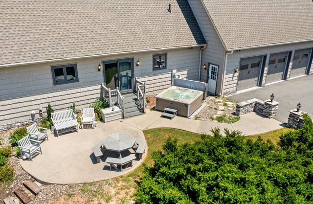 Wolf Ridge Chalet-Chalet incroyable avec HOT TUB, table de billard, baby-foot, coin théâtre, Wi-Fi et animaux de compagnie OK