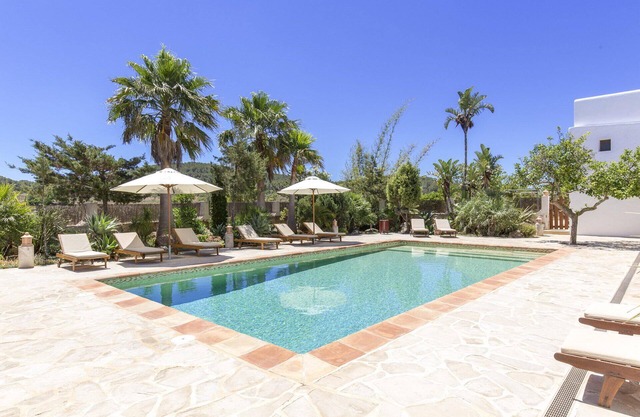 Magnifique, confortable, finca d'Ibizan près de Santa Gertrudis jusqu'à 12 personnes