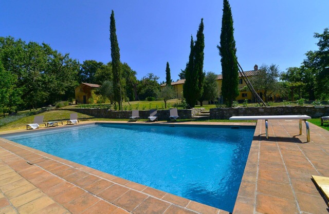 Maison de vacances privée avec piscine privée, WIFI, TV, patio, vue panoramique, parking
