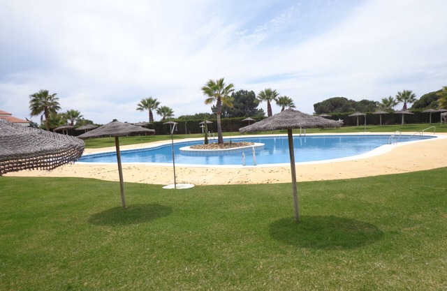 MAISON MERVEILLEUSE EN PREMIÈRE LIGNE DE PLAGE, AVEC WIFI, KAYAK ET PADDEL SURF