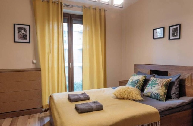 Plac na Groblach ... · Fantastic and great designed apartment by the Old