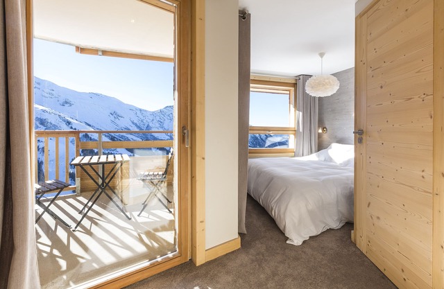 KOURIA - APPARTEMENT DE PRESTIGE AVEC VUE PANORAMIQUE ET PISCINE INTERIEUR