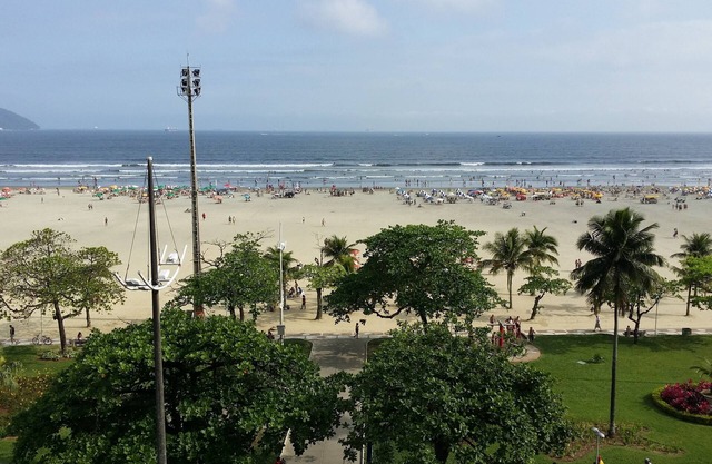 MAGNIFIQUE COUPE. C / 3 SOMMEIL. EN FACE DE LA MER, A PIED SUR LA PLAGE DE GONZAGA SABLE /