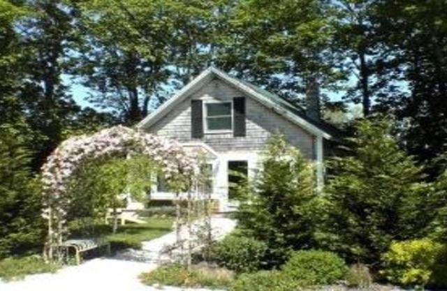 Magnifique Cottage en ville Vineyard Haven, proche de tout