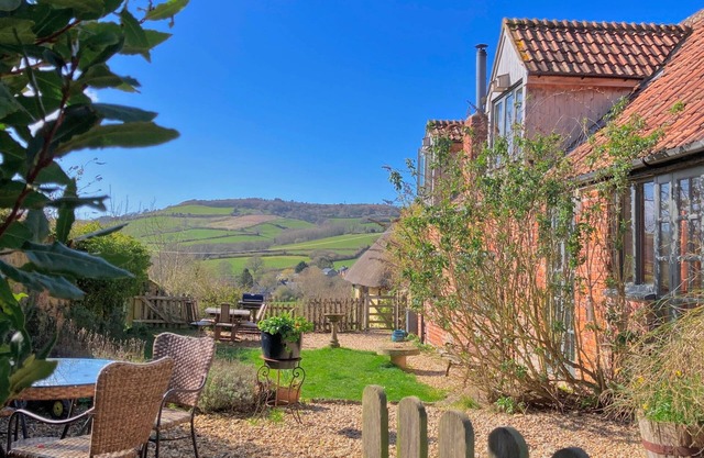 Wonderful farmhouse 2 miles from beach - North End Farm Brewery