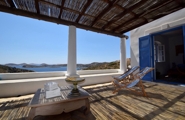 Maravillosa casa 4 hermosas habitaciones con vista al mar y acceso directo a bahías